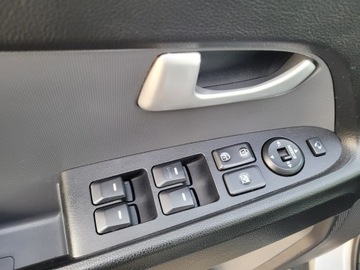 Kia Sportage III SUV 2.0 CRDi 136KM 2013 KIA SPORTAGE III BOGATA WERSJA 4X4 !!!, zdjęcie 17