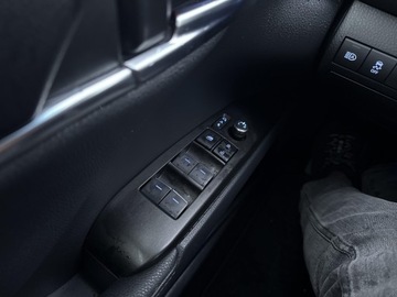 Toyota Camry IX Sedan 2.5 Hybrid Dynamic Force 218KM 2023 Toyota Camry 2.5 Hybrid Comfort CVT 2.5 Hybrid Com, zdjęcie 19