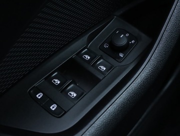 Skoda Octavia IV Liftback 1.5 TSI EVO 150KM 2021 Skoda Octavia 1.5 TSI e-tec, Salon Polska, zdjęcie 15