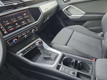 Audi Q3 II SUV 1.5 35 TFSI 150KM 2024 Audi Q3 gwarancja do 2029, full led, hak, kamera cofania, elektryczna klapa, zdjęcie 15