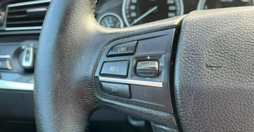 BMW Seria 5 F10-F11 Touring Facelifting 520d 190KM 2016 BMW Seria 5 Zadbany Duza Navi Czujniki Automat 2.0 Diesel 190KM, zdjęcie 15