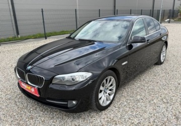 BMW Seria 5 F10-F11 Limuzyna 520d 184KM 2013 BMW Seria 5 4x4 BMW 520D 184 KM Bezwypadkowy 2013r Salon PL Warszawa, zdjęcie 3