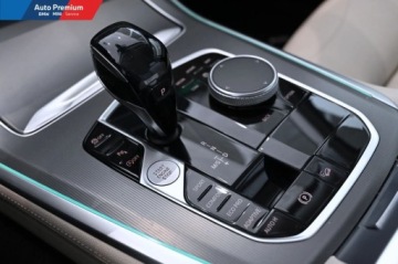 BMW X5 G05 SUV 2.0 25d 231KM 2020 BMW X5 xDrive25dAdaptacyjne Reflektory LEDLED Fog lights 2.0 Diesel 231KM, zdjęcie 5