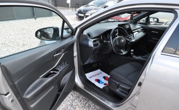 Toyota C-HR I Crossover 1.8 Hybrid 122KM 2018 Toyota C-HR 1.8 Hybryda Kamera Cofania Nawigacja Grz.siedzenia 1.8 Hybryda, zdjęcie 12