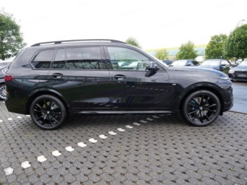 BMW X7 SUV Facelifting 3.0 40d 352KM 2026 xDrive40d Individual Edition 3.0 (352 KM)| Hak holowniczy, elektryczny, zdjęcie 5