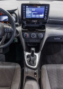 Toyota 2021 Toyota Yaris Cross 1.5 Comfort CVT 1.5 Benzyna 125KM, zdjęcie 23