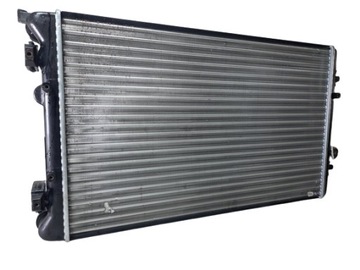 Радиатор двигателя NISSENS 652011 1J0121253H