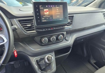 Renault Trafic III Combi 2.0 dCi  150KM 2023 Renault Trafic 2,0 dCi 150KM L2H1 Kombi - 8 osob, salon PL, jeden wlascici, zdjęcie 14