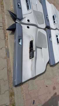 TAPICERKA DRZWI VOLVO S40 II KOMPLET