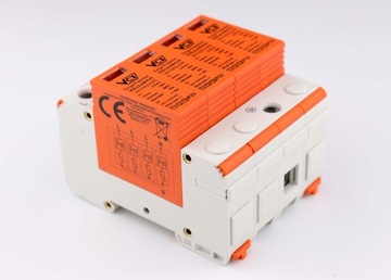 ОГРАНИЧИТЕЛЬ ПЕРЕНАПРЯЖЕНИЯ B+C+D T1+T2+T3 4P 7кА VCX