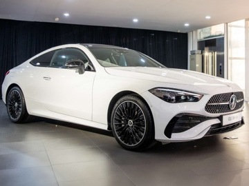 Mercedes CLE Coupe 2.0 300 258KM 2025 MERCEDES-BENZ CLE 300 4-Matic AMG Line 2.0 (258KM) 2025, zdjęcie 4