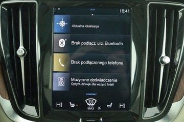 Volvo V60 II  Kombi 2.0 D4 190KM 2019 Volvo V60 Cross Country D4 2.0 AWD, Salon Polska, zdjęcie 13