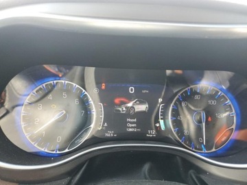 Chrysler Pacifica II 2017 Chrysler Pacifica Limited 2017 3.6l 3.6 Benzyna 287KM, zdjęcie 9