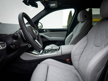 BMW X5 G05 SUV Facelifting 3.0 30d 298KM 2025 BMW X5 xDrive30d Dostępne od ręki!, zdjęcie 17