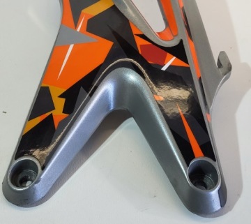 Задняя правая стойка рамы 64103002006 KTM 790 L DUKE 2018-2020r