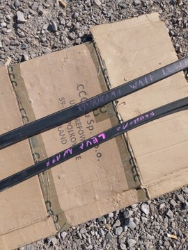 MERCEDES W177 НАКЛАДКА ВЕТРОВОГО СТЕКЛА НА КРЫШЕ ЛЕВАЯ