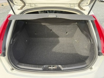 Volvo V40 II Hatchback 1.6 D2 115KM 2014 Volvo V40 1.6 D2 114KM 2014r KINETIC,Nowy rozrząd, zdjęcie 24