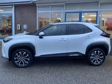 Toyota 2025 Od ręki - Style 1.5 Hybrid AWD 130KM | Podgrzewane fotele!, zdjęcie 2