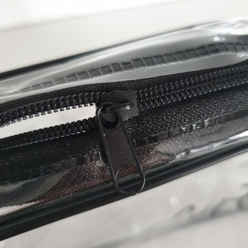 KOSMETYCZKA PRZEŹROCZYSTA POJEMNA PCV WODOODPORNA