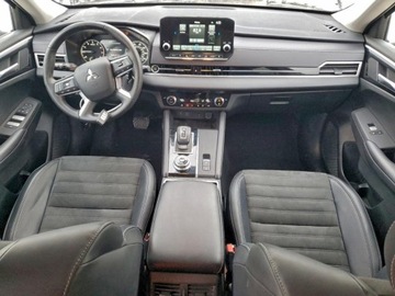 Mitsubishi Outlander III 2024 Mitsubishi Outlander SE 2024 2.5 Benzyna 181KM, zdjęcie 8