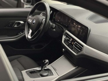 BMW Seria 3 G20-G21 Touring 2.0 318i 156KM 2022 BMW Seria 3 318i Kamera cofania Podgrzewane fotele ACC CarPlay Android, zdjęcie 36