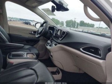 Chrysler Pacifica II 2023 Chrysler Pacifica 2023r., TOURING L, od ubezpieczalni 3.6 Benzyna 287KM, zdjęcie 8