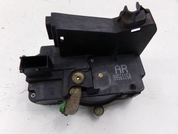 OPEL ASTRA 2 II G ZÁMEK DVEŘE PŘEDNÍ PRAVÝ 90561150AR