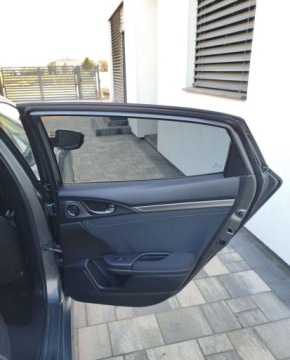 Honda Civic X Hatchback 5d 1.0 VTEC Turbo 129KM 2018 Honda Civic Honda Civic 1.0 i-VTEC Turbo Executive Premium Benzyna 129KM, zdjęcie 21