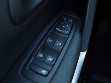 Renault Kadjar Crossover Facelifting 1.3 TCe 140 FAP 140KM 2019 Renault Kadjar 1.3 TCe, Salon Polska, Serwis ASO, zdjęcie 17
