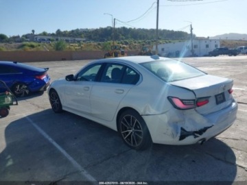BMW Seria 3 G20-G21 2019 BMW Seria 3 330I 2019, od ubezpieczalni 2.0 Benzyna 255KM, zdjęcie 3