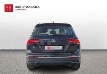 Volkswagen Tiguan II SUV Facelifting 2.0 TDI 150KM 2021 Volkswagen Tiguan Life 2.0TDI 150KM DSG App Connet Czuj Park. Pod.Fotele T, zdjęcie 3