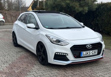 Hyundai i30 II Hatchback 5d Facelifting 1.6 GDI 186KM 2016 Hyundai i30 1,6Turbo 186KM Climatronic Kamera Led Navi Bezwypadkowy SERWIS, zdjęcie 37