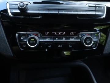 BMW X1 F48 2018 BMW X1 sDrive18i, Salon Polska, Serwis ASO, zdjęcie 14