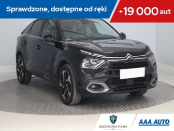Citroen C4 III SUV 1.2 PureTech 130KM 2022 Citroen C4 1.2 PureTech, Salon Polska, Serwis ASO