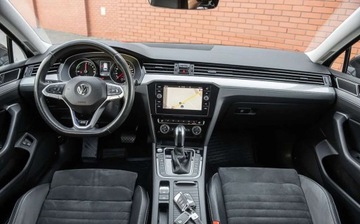 Volkswagen Passat B8 GTE Variant Facelifting 1.4 TSI Plug-In-Hybrid 218KM 2020 Volkswagen Passat Variant GTE 1.4BH 218Ps Full Ledy Navi Parktronik Bezwyp, zdjęcie 4