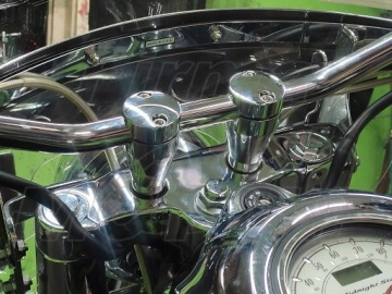 КРЕПЛЕНИЯ ДЛЯ СТОЯКА РУЛЯ 1 ДЮЙМ - 25,4 ММ ХРОМИРОВАННЫЙ МЕТАЛЛ