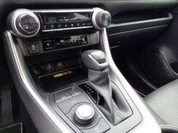 Toyota RAV4 V SUV Facelifting 2.5 Hybrid Dynamic Force 222KM 2023 Toyota RAV4 2.5 Hybrid Executive 4x4 V (2018-) 2.5, zdjęcie 23