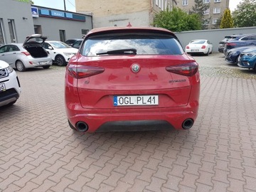 Alfa Romeo Stelvio SUV Facelifting 2.2 Turbo 210KM 2021 Alfa Romeo Stelvio 2.2 T VELOCE Q4 210CV AUTO, zdjęcie 3