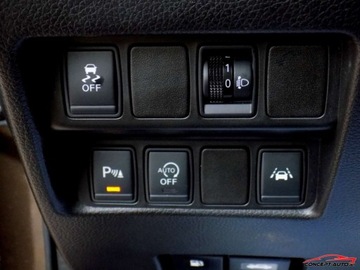 Nissan Qashqai II Crossover 1.2 DIG-T 115KM 2014 Nissan Qashqai Navi Kamera LineAssist Parkdistance 1.2 Benzyna 116KM, zdjęcie 26