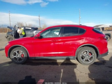Alfa Romeo Stelvio SUV 2.0 Turbo 280KM 2018 Alfa Romeo Stelvio 2018 r., 2,0L SPORT AWD 2.0 Benzyna 280KM, zdjęcie 15