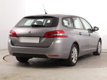 Peugeot 308 II SW Facelifting 1.5 BlueHDI 130KM 2019 Peugeot 308 1.5 BlueHDi, Salon Polska, zdjęcie 4