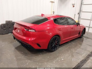 Kia Stinger 2023 Kia Stinger GT2 2023 3.3l 3.3 Benzyna 368KM, zdjęcie 6