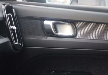 Volvo XC40 2021 Volvo XC 40 T5 262KM Plug-In R-Design Salon POLSKA I Wlasciciel Gwarancja, zdjęcie 21