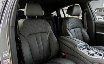 BMW X6 G06 2025 BMW X6 xDrive30d, Panorama, Pneumatyka, Hak, Pakiet Innowacji, 22 Cale 3.0, zdjęcie 23