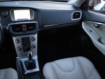 Volvo S40 II 2016 Volvo V40 2.0 D2, Skóra, Navi, Klima, Klimatronic, zdjęcie 7