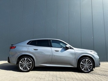 BMW X2 U10 2025 BMW X2 sDrive20i Sport Suv 1.5 (170KM) 2025, zdjęcie 2