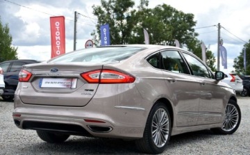 Ford Mondeo V 2018 Ford Mondeo VIGNALE FUL LED skora grzane fotele navi. Idealny 2.0 Hybryda, zdjęcie 2