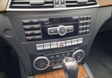 Mercedes Klasa C W204 Kombi T204 1.8 180 CGI BlueEFFICIENCY 156KM 2012 Mercedes-Benz Klasa C bezwypadekz Niemiecjedzie jak nowe 1.8 Benzyna, zdjęcie 29