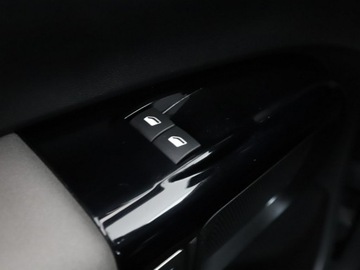 Citroen C4 Cactus Crossover Facelifting 1.2 PureTech 110KM 2018 Citroen C4 Cactus Shine automat navi kamera, zdjęcie 35