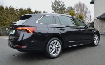 Skoda Octavia IV Kombi 2.0 TDI 150KM 2021 Skoda Octavia 2,0 TDI FULL LED Virtual Nawigacja Alkantara Sport line 2.0, zdjęcie 7